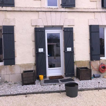 Gite Zen Pres Thermes De Jonzac Bois Exterior photo